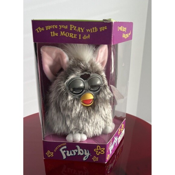 Gen 2 FURBY Gray Owl Grey Eyes White Feet Pink Ear C276A 0719A NIB SEALED - Picture 6 of 10